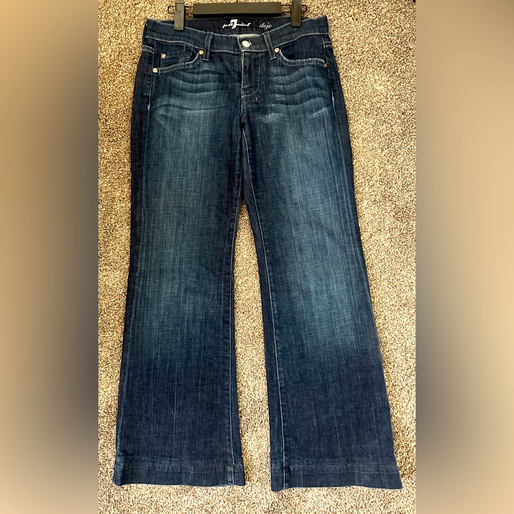 Women’s Dojo dark blue 7 jeans size 27